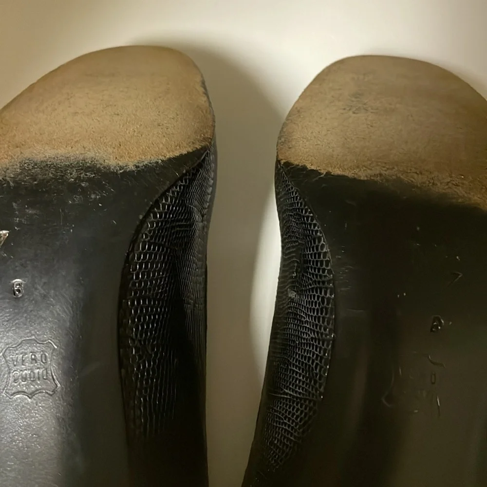 Bruno Magli brown leather shoes, size 7